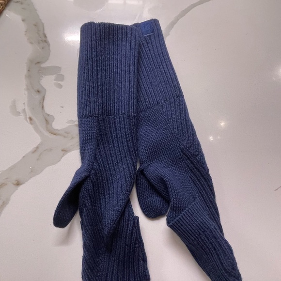Lululemon Women’s Twist Knit Mittens Blue NWT XS/S - Picture 10 of 12